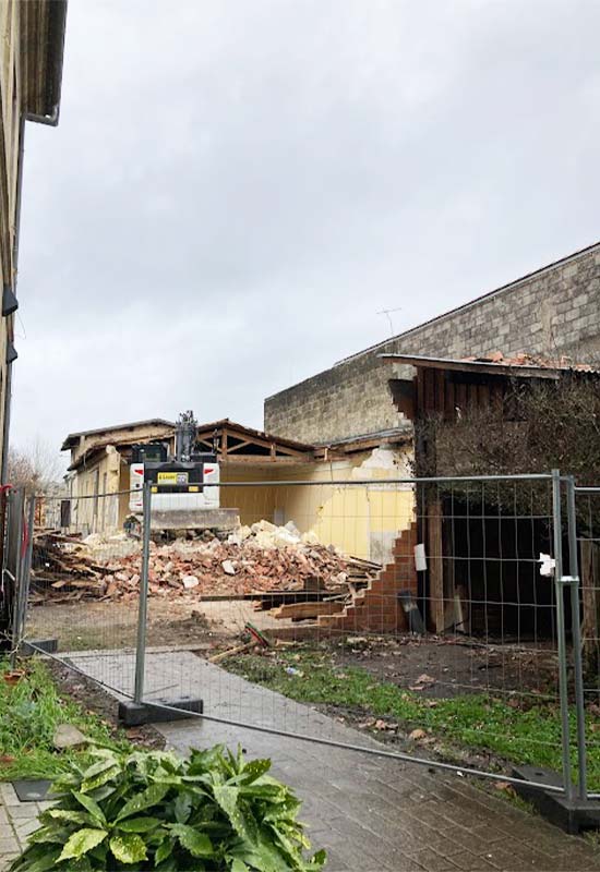 déconstruction après curage bâtiments de stockage à Bordeaux BDS